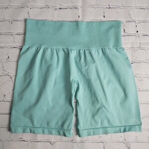 NVGTN Womens Seamless Pro‎ Shorts Sage Green Size Large Athleisure Bicycle
